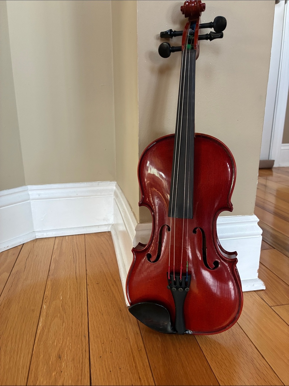 1/4 size Violin Klaus Mueller Etude with Fiberglass Bow and Carry case